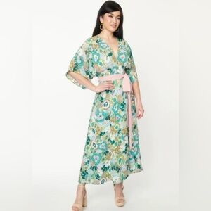 NWT XS 2 Unique Vintage Mint Green & Pink Floral Kimono Sleeve Wrap Dress
